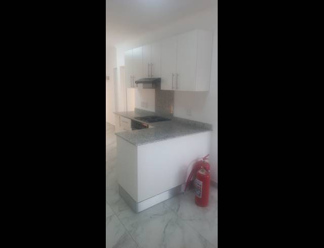 2 bed property to rent in GRANGETOWN